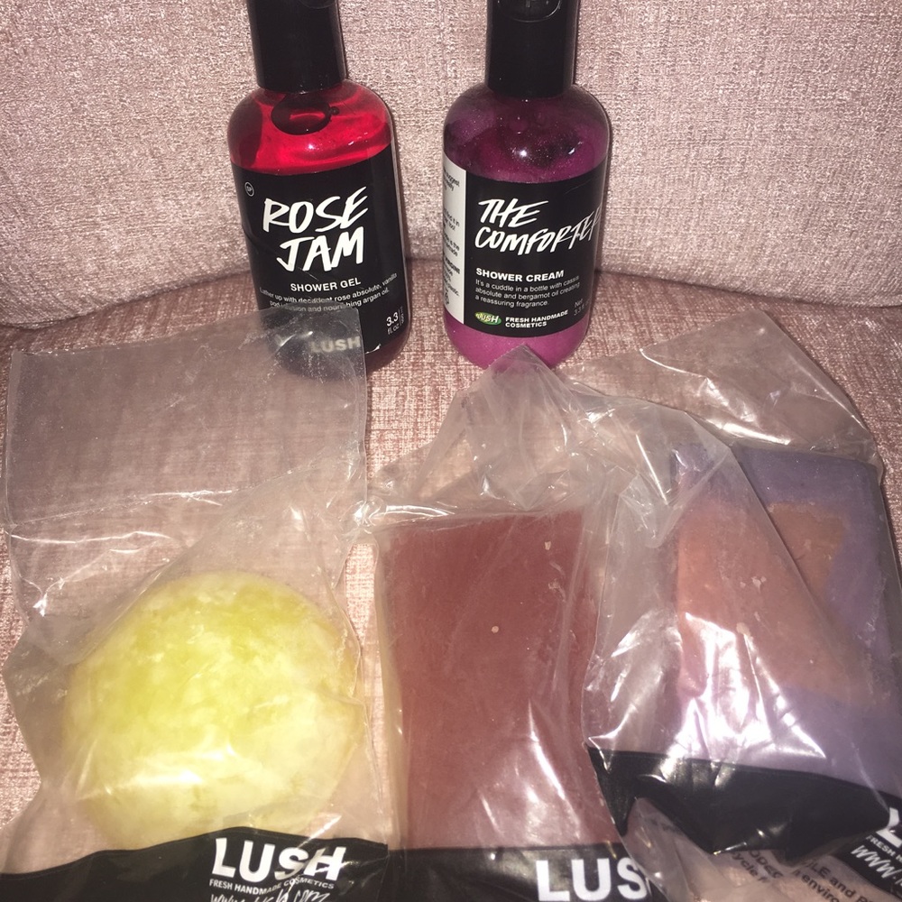 🔴LUSH SOAPS AND BODY WASH 🎉