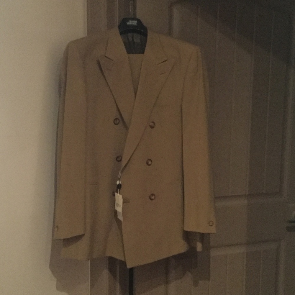 new Gianni Versace suit,  never worn. Size 56