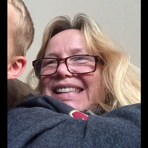 Meet your Posher, Carol