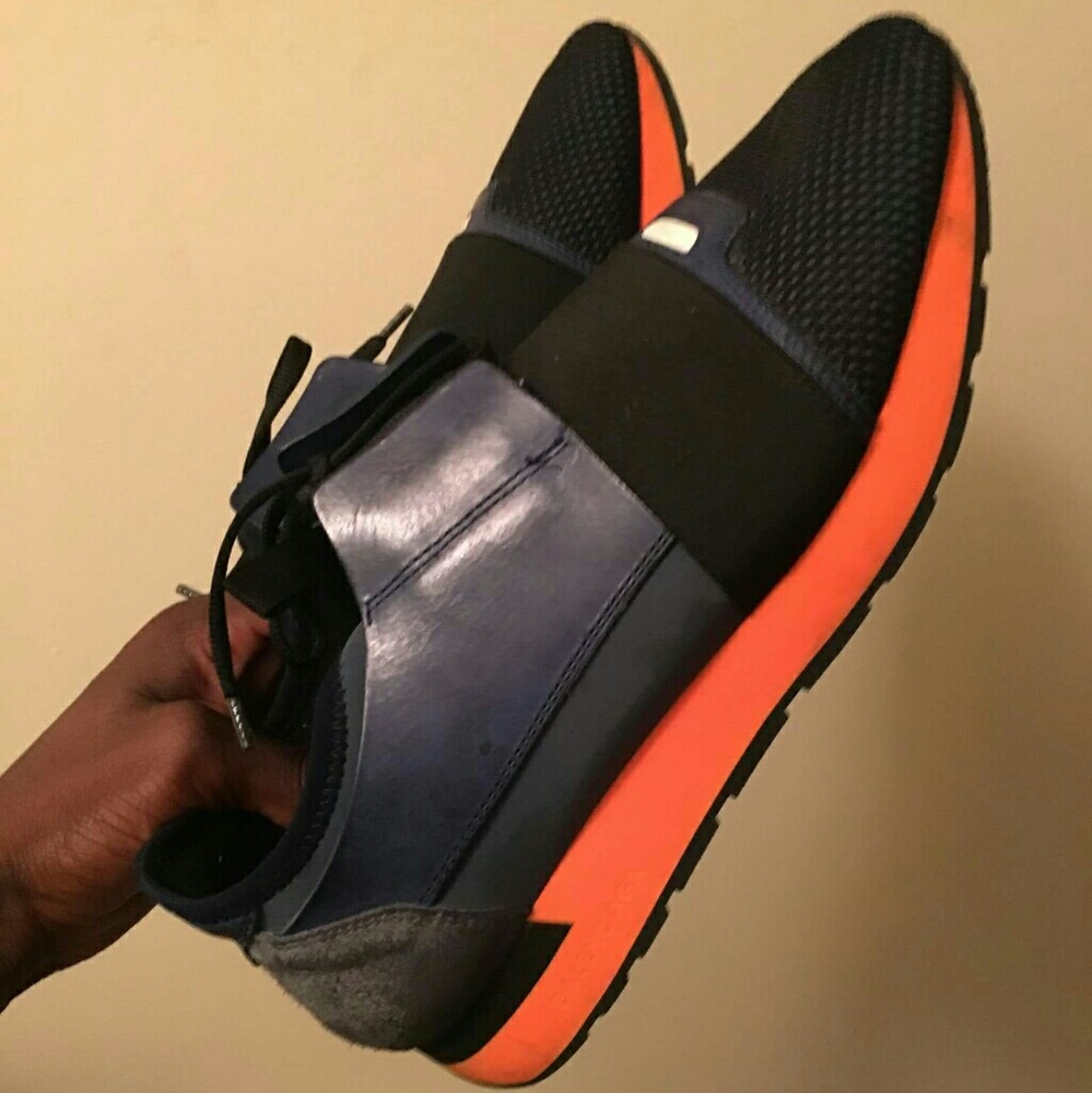 Balenciaga runners size 8 comes with box and bag