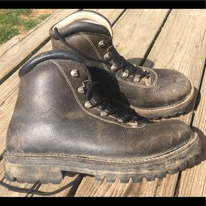 Leather hiking boots - black, hand made by Limmer