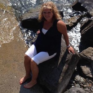 Meet your Posher, Annette