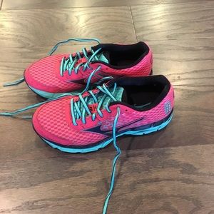 Mizuno wave inspire X10 running shoes