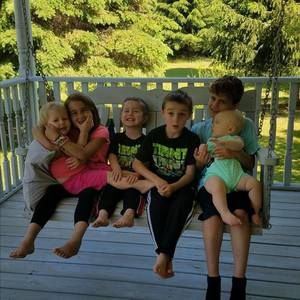 Meet your Posher, Vicki