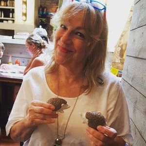 Meet your Posher, Carol