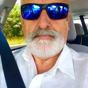 Meet your Posher, Franco