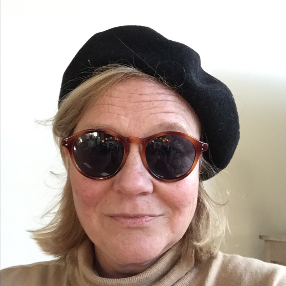 Meet your Posher, Christine