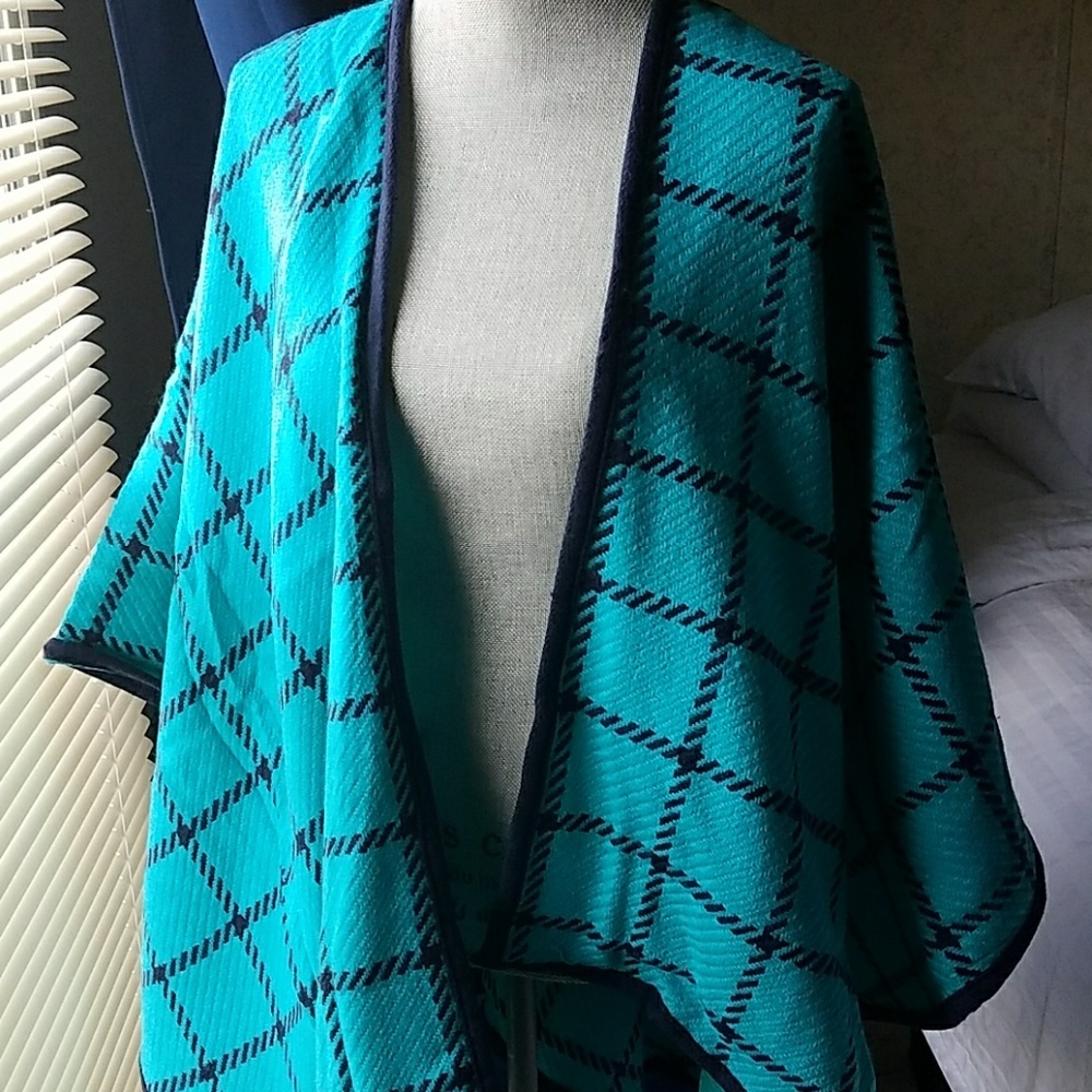 Last 1💙New Turquoise shawl - Picture 5 of 8