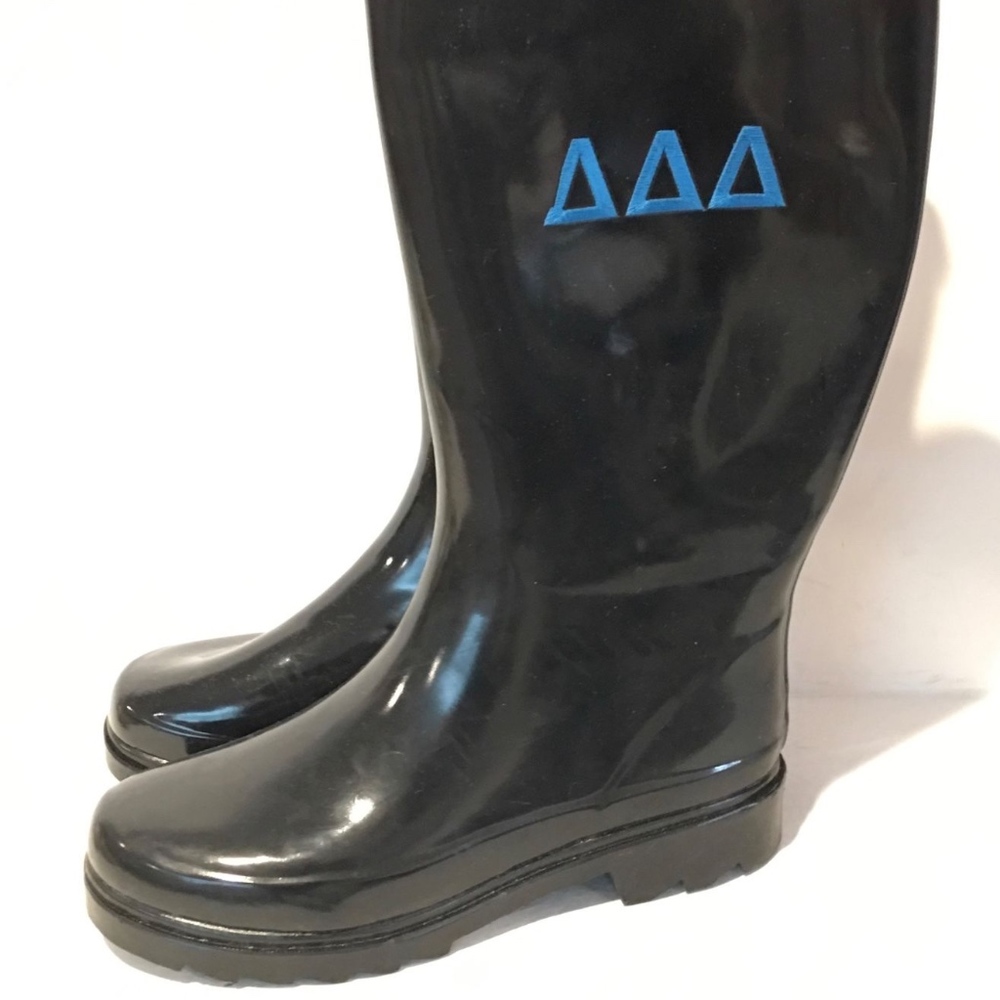 TRIDELTA SORORITY WOMENS SIZE 7 RUBBER RAINBOOTS