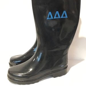 TRIDELTA SORORITY WOMENS SIZE 7 RUBBER RAINBOOTS