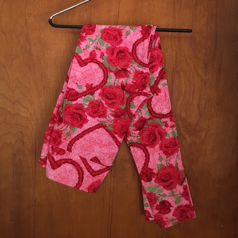 Lularoe OS Valentine leggings NWT