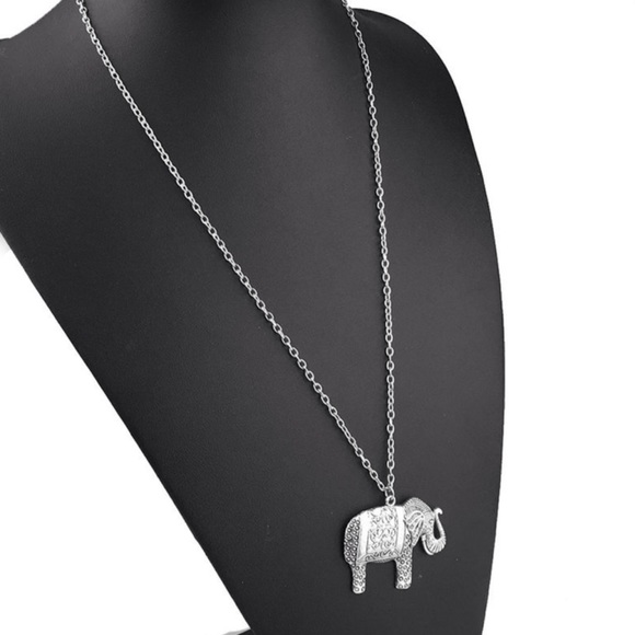 Elephant Sweater Necklace - Picture 2 of 5