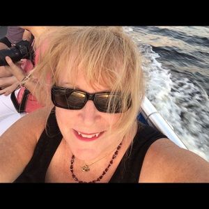 Meet your Posher, Colleen
