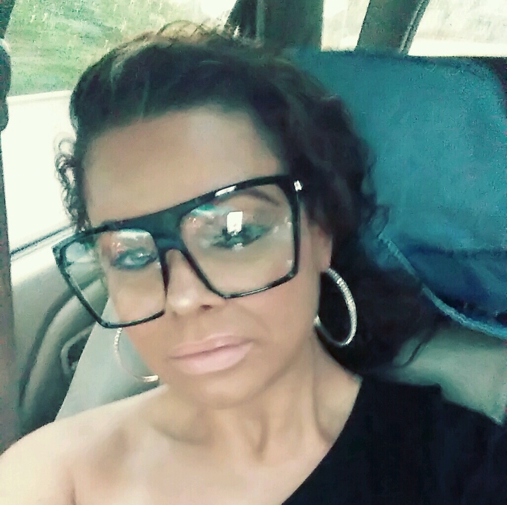 Meet your Posher, Jasmine