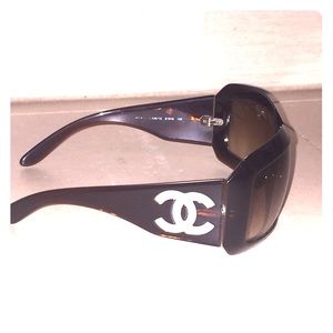 Chanel tortoise shell/mother of pearl sunglasses