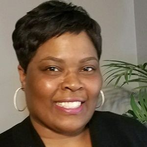 Meet your Posher, Candace