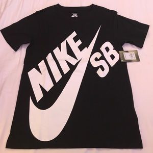 Nike SB T-shirt Brand New with Tags