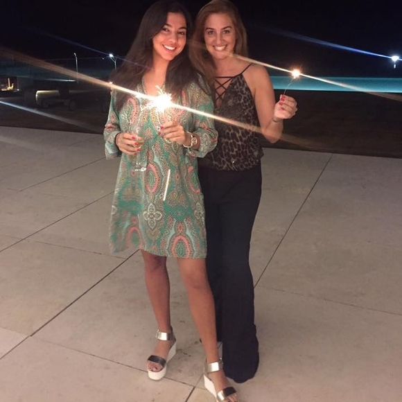 Meet your Posher, Maria - Picture 1 of 1