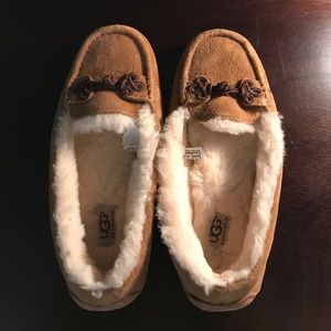UGG Ansley slippers