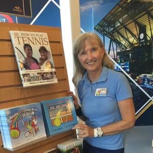 Meet your Posher, Maura