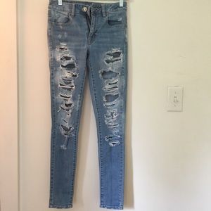 american eagle ripped skinny jeans