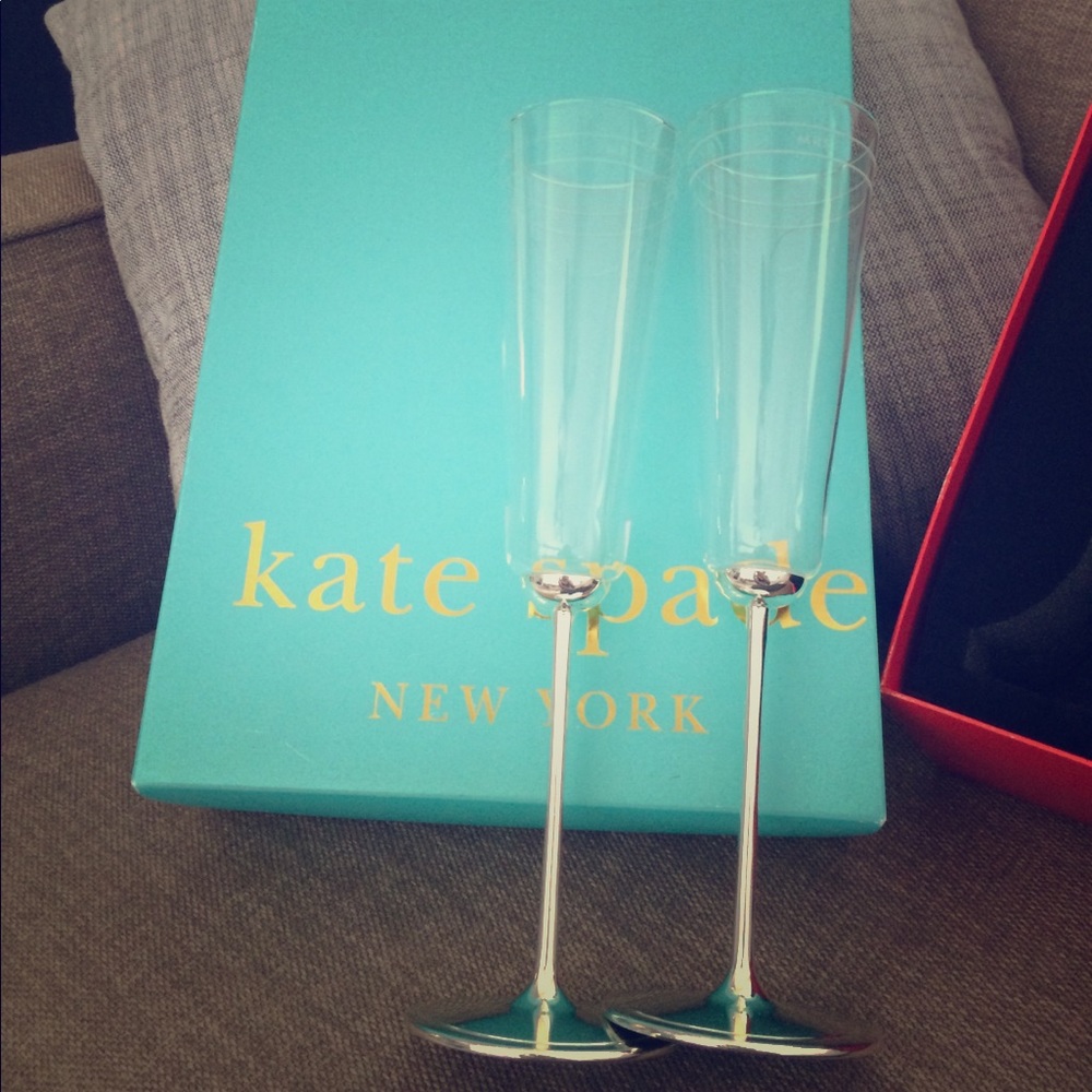 Kate Spade Mr. & Mrs. Toasting champagne flutes