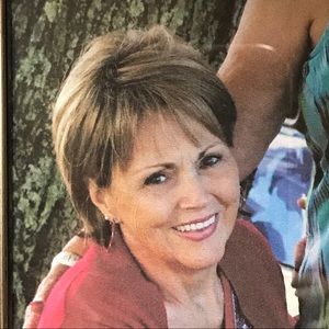 Meet your Posher, Denise