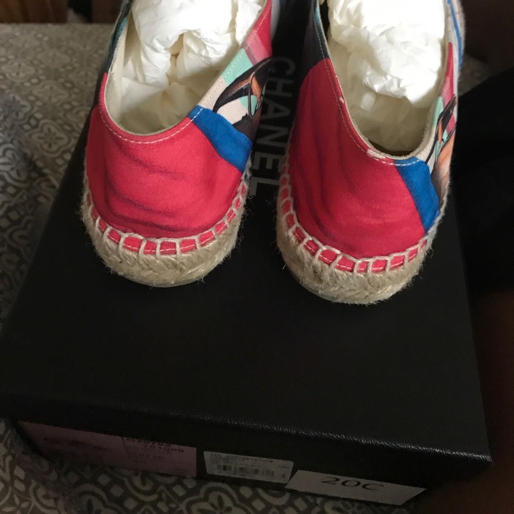 Chanel Espadrilles Authentic! - Picture 3 of 5