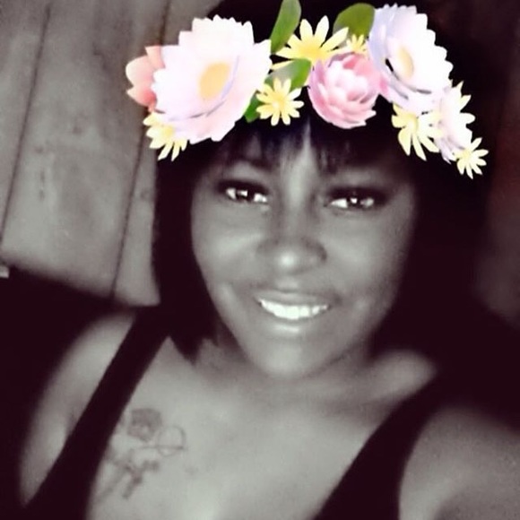 Meet your Posher, Dae - Picture 2 of 3