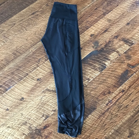 LULULEMON Seek the Heat Sz 6 - Picture 6 of 7