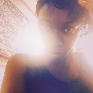 Meet your Posher, Camille