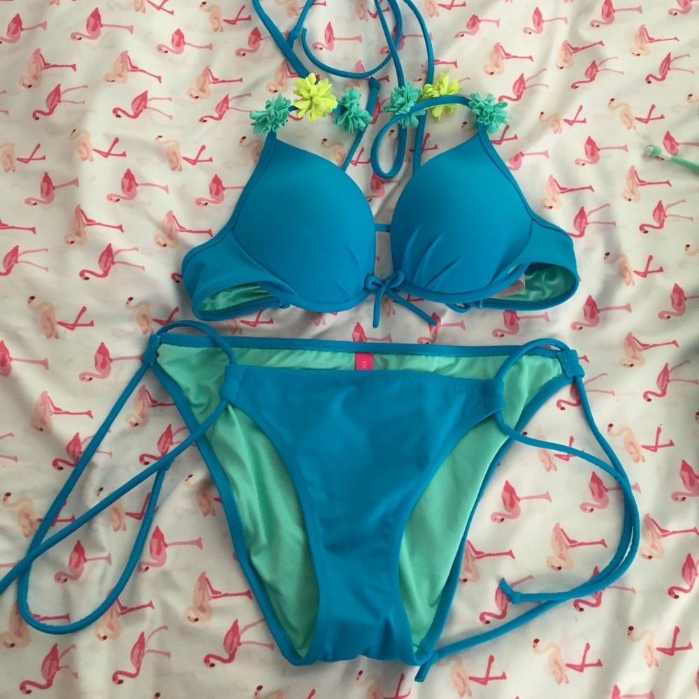 Victoria's Secret push up bikini