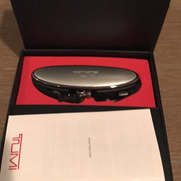 tumi luggage scale