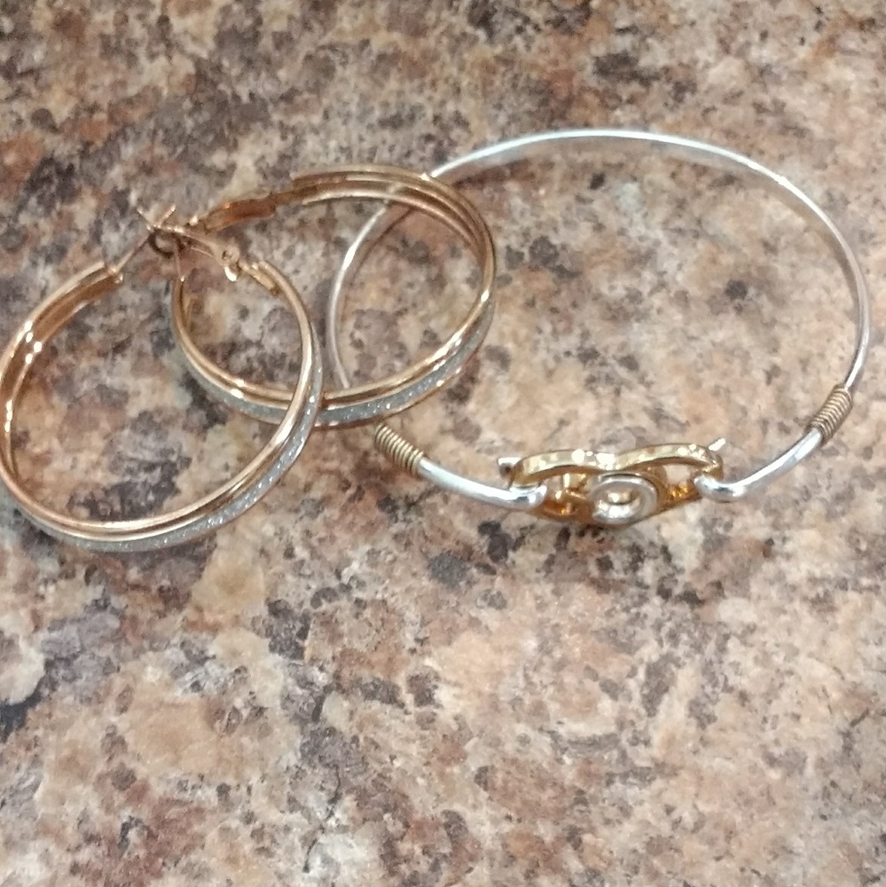 18k and Stainless Steel Bracelet and ER Set