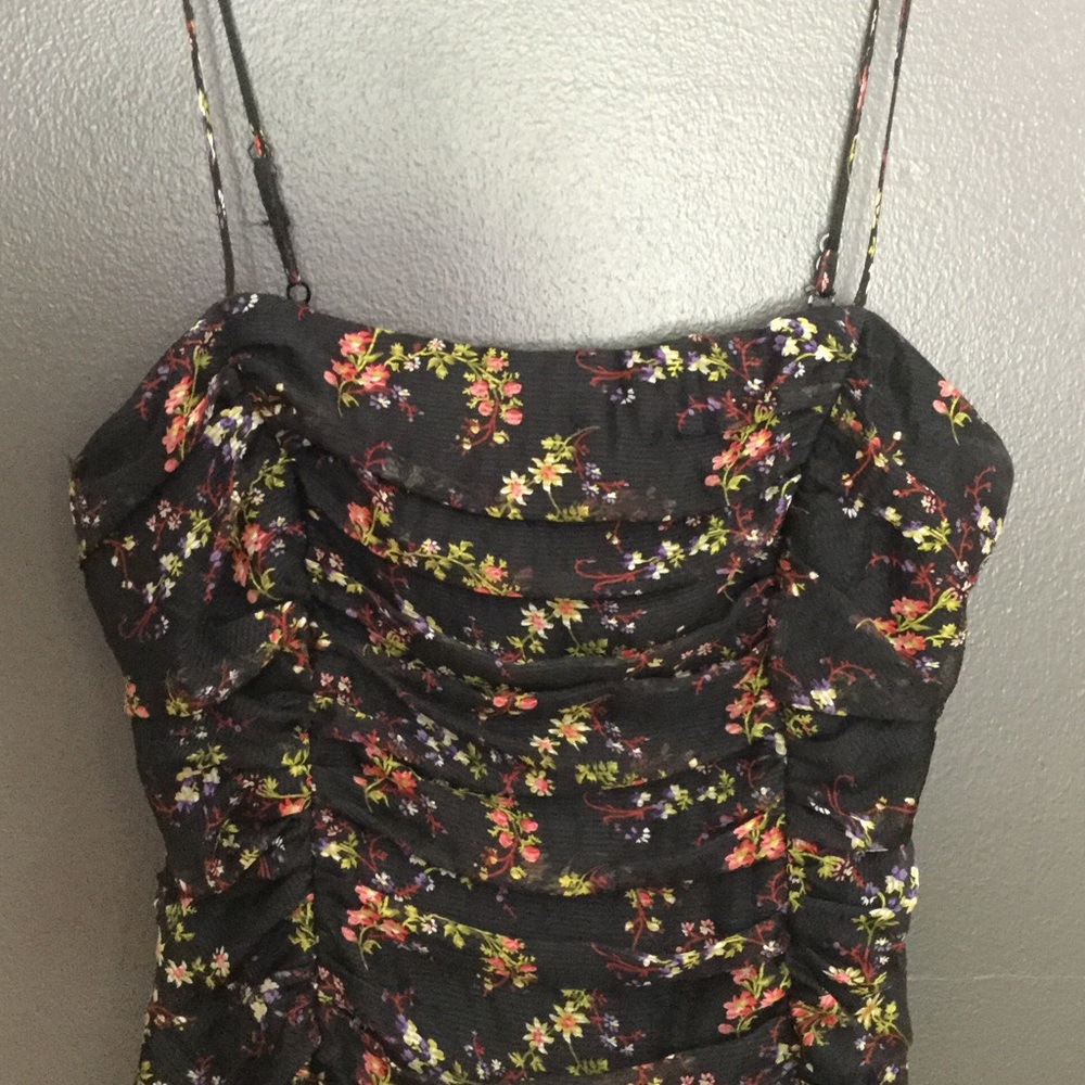 Dress - Picture 4 of 7