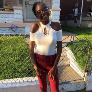 Meet your Posher, Joyce