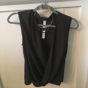 Lululemon top