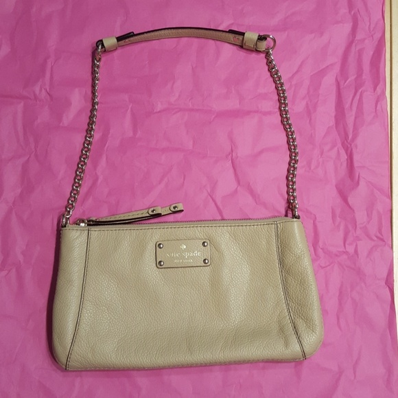 kate spade Handbags - Kate Spade Wellesly Byrd purse.