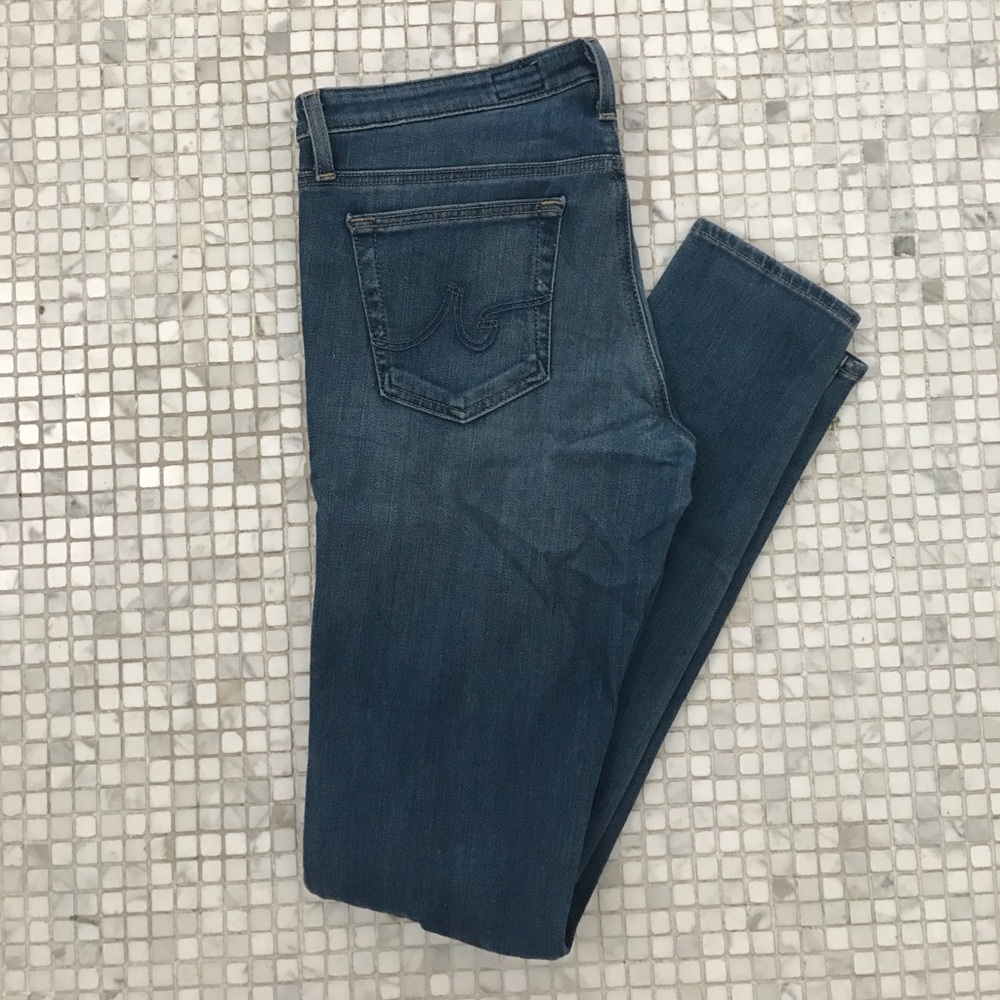 AG "THE LEGGING" SUPER SKINNY JEANS