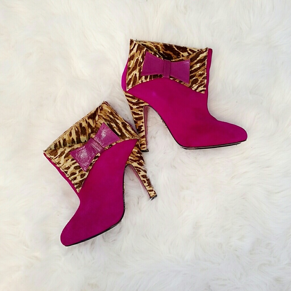 Betsey Johnson booties