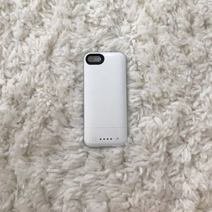 iPhone 5/5s white mophie case