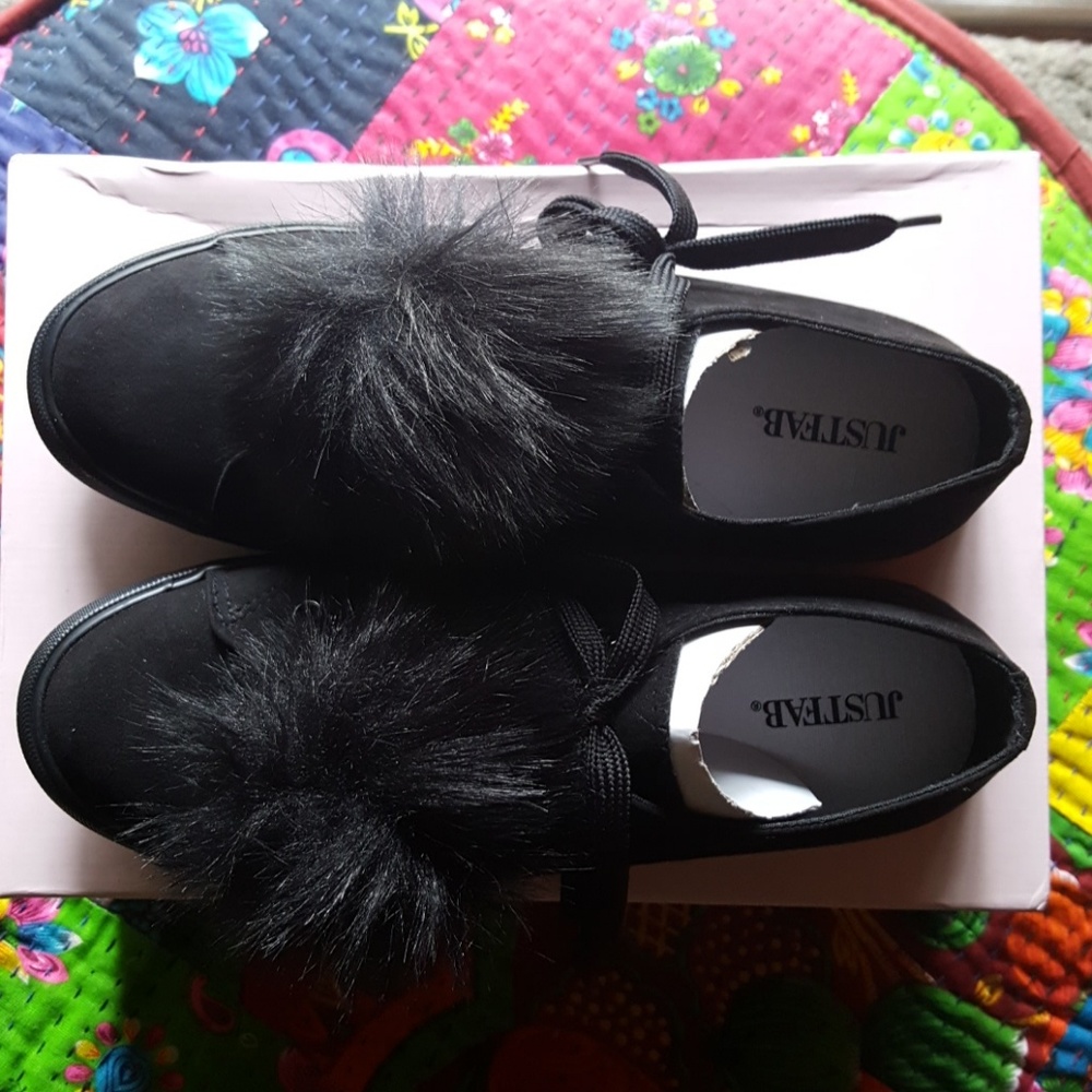 Just Fab Black Pompom Sneakers BNIB!