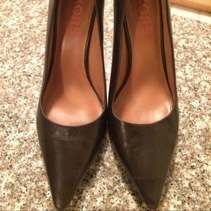 Brown leather Michael Kors heels