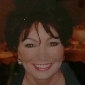 Meet your Posher, Laurie