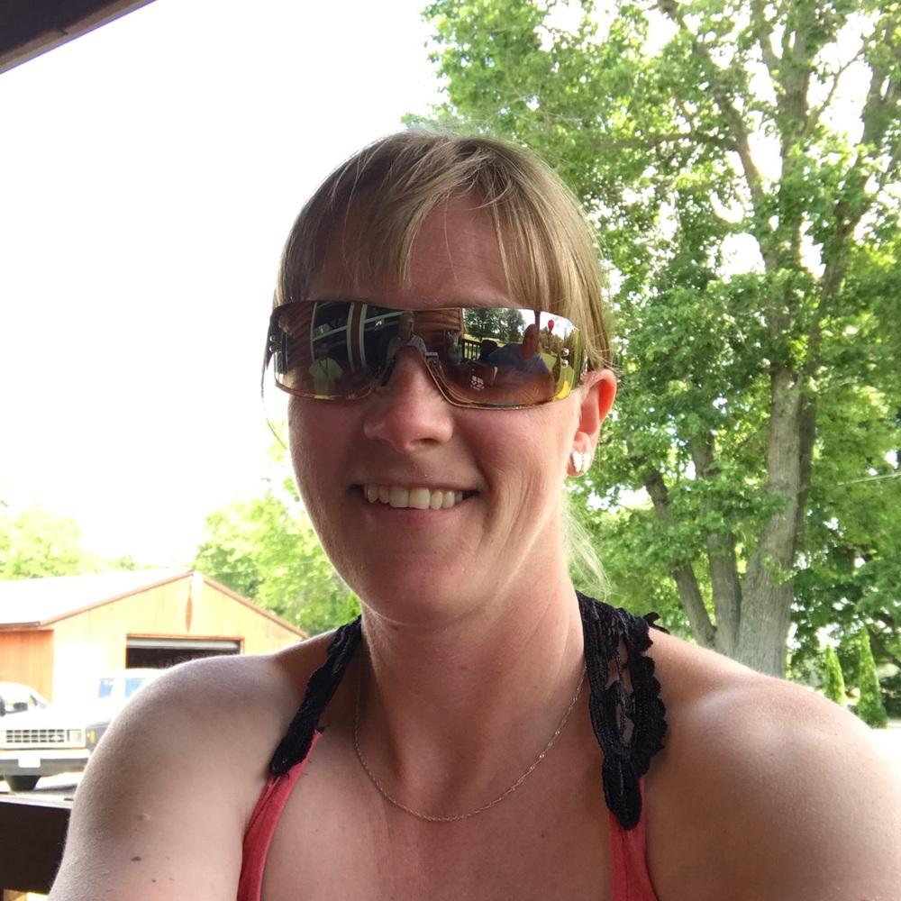 Meet your Posher, Stephanie