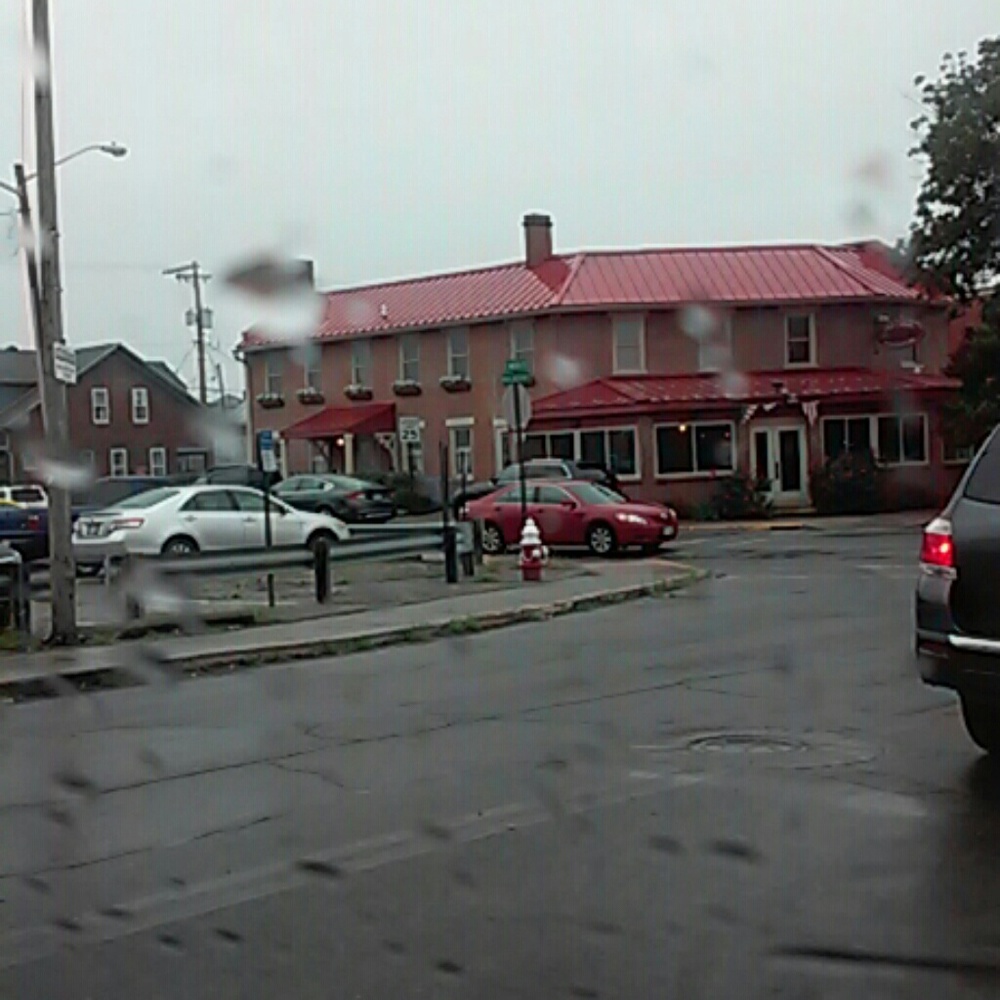 Meet your Posher, Beatrice