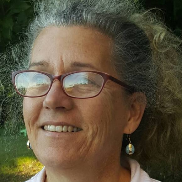 Meet your Posher, Gretchen - Picture 1 of 1