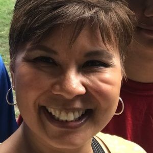 Meet your Posher, Elaine