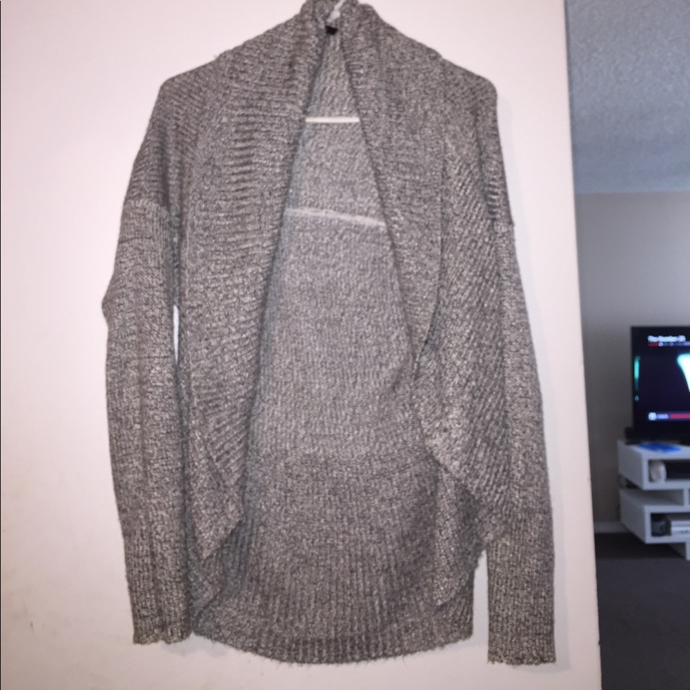 Apt. 9 sweater