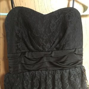 Strapless lace black dress